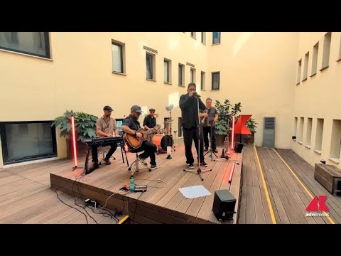 Marco Conidi e l’Orchestraccia live in Adnkronos