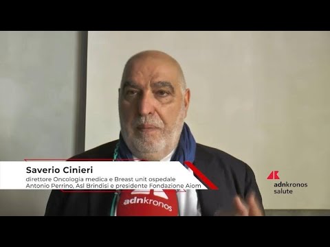 Tumori: Cinieri (Aiom), ‘accompagnare donne con cancro seno metastatico cronicizzato’