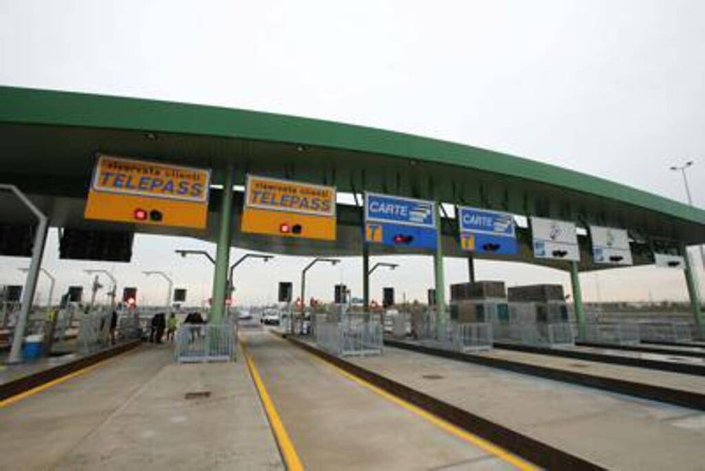 Autostrade, rincari da gennaio 2026: Consulta blocca ricorso Mit