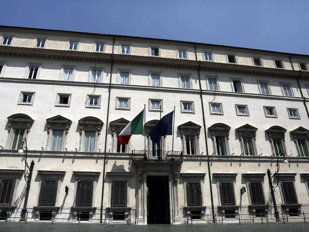 Sicurezza, al via a Palazzo Chigi vertice con Meloni e ministri