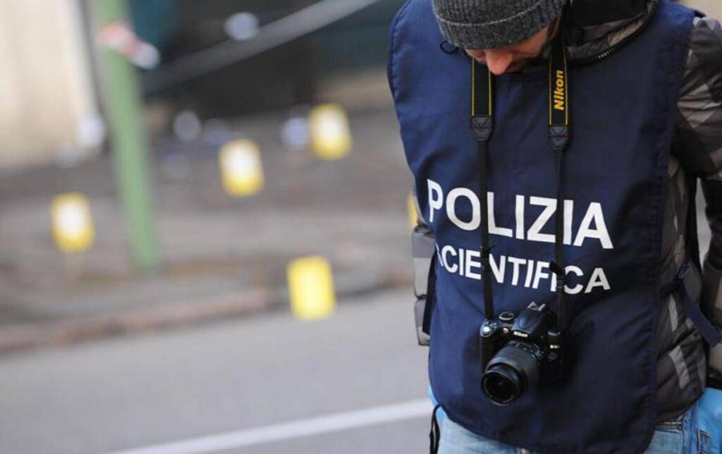 Livorno, 56enne ucciso a coltellate nel centro cittÃ