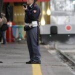 Roma, investita dal treno a Colle Mattia: morta 52enne americana