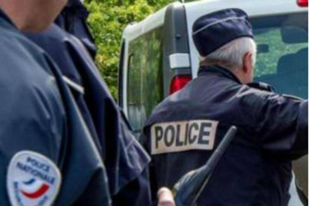 Francia, insegnante accoltellata in classe da 14enne