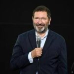 Roma, l’ex sindaco Marino: “Favorevole alle zone 30, in certe vie si va come in autostrada”