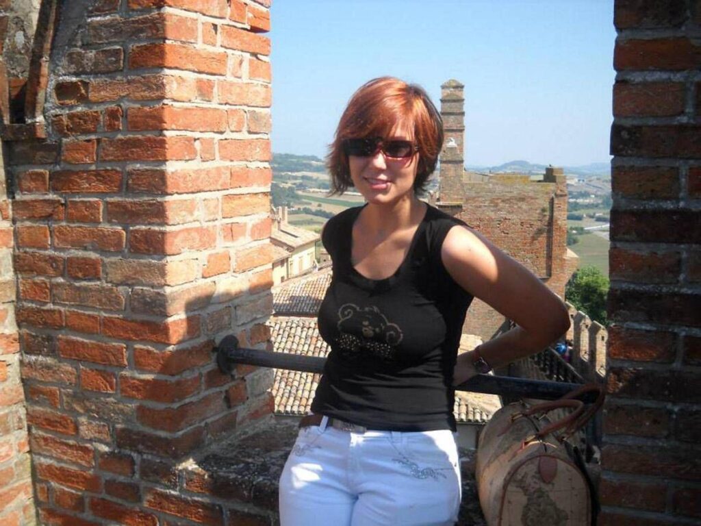 Sharon Verzeni, Sangare ritratta anche in aula: “Non l’ho uccisa io”