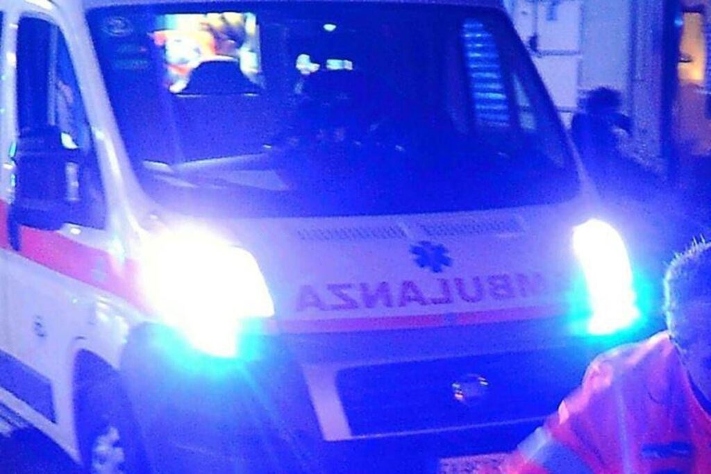 Scontro tra auto nel messinese, morto 21enne sulla Statale 177