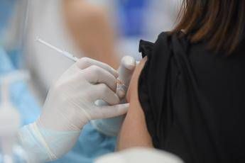 Vaccini, Gismondo: “Delusa dalla revoca del Nitag, dato spazio a chi offende il pluralismo della scienza”