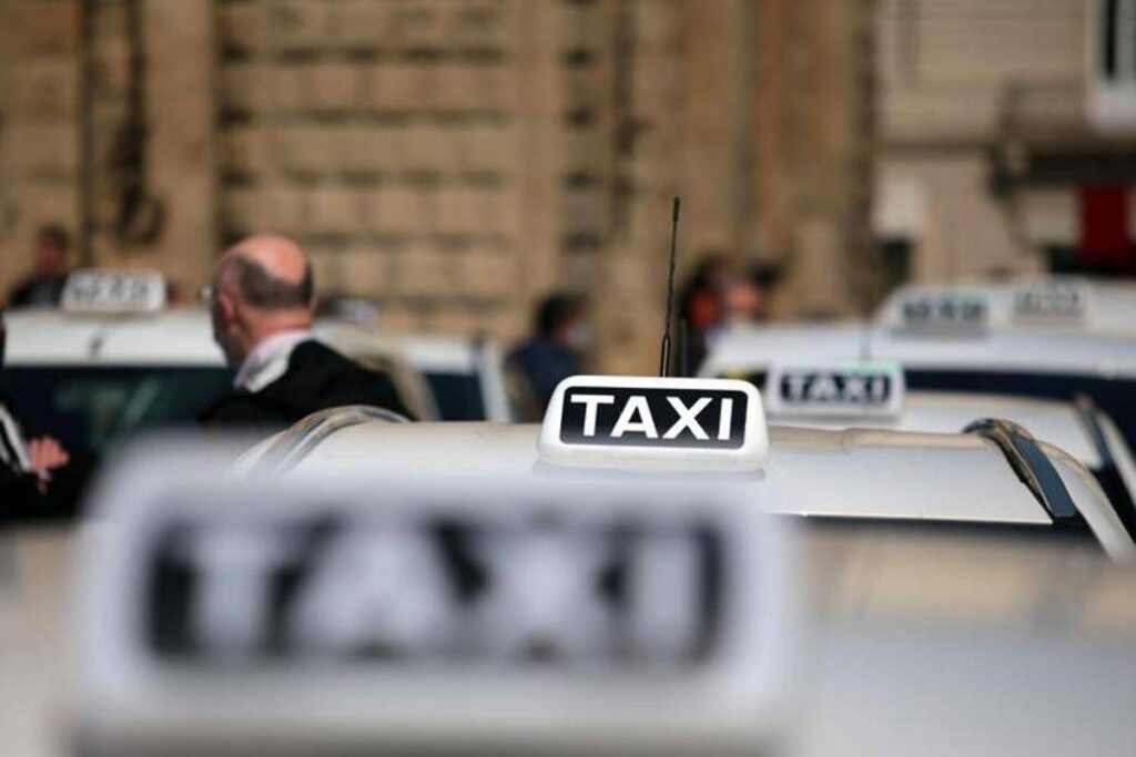 Taxi, sciopero nazionale il 15 dicembre: a novembre manifestazioni in tre città