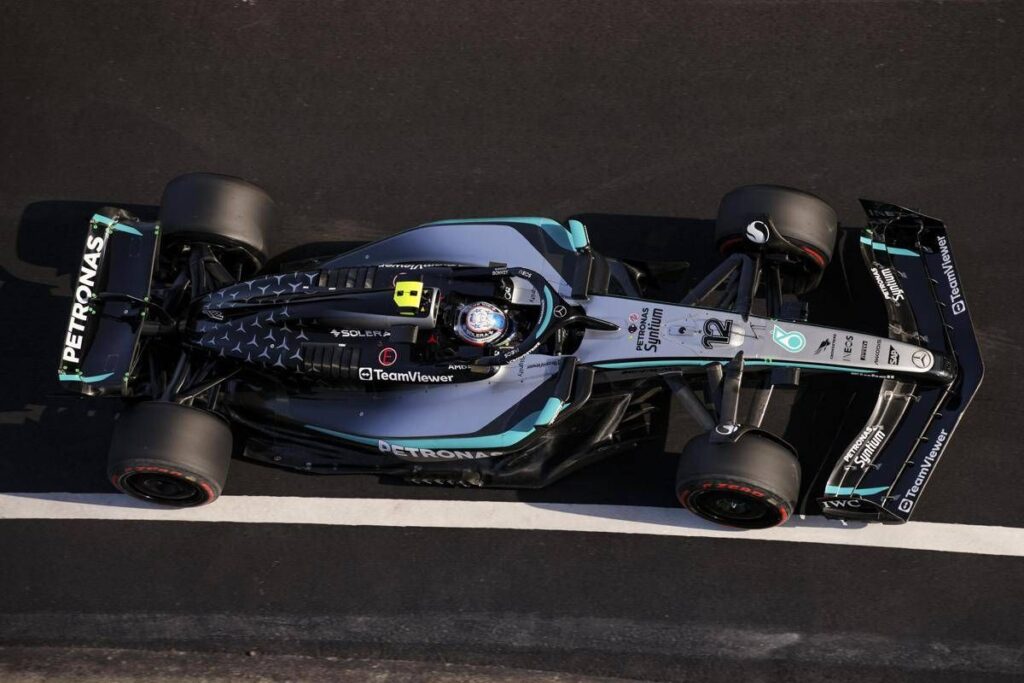 Formula 1, attacchi social ad Antonelli. E lui cambia immagine Instagram