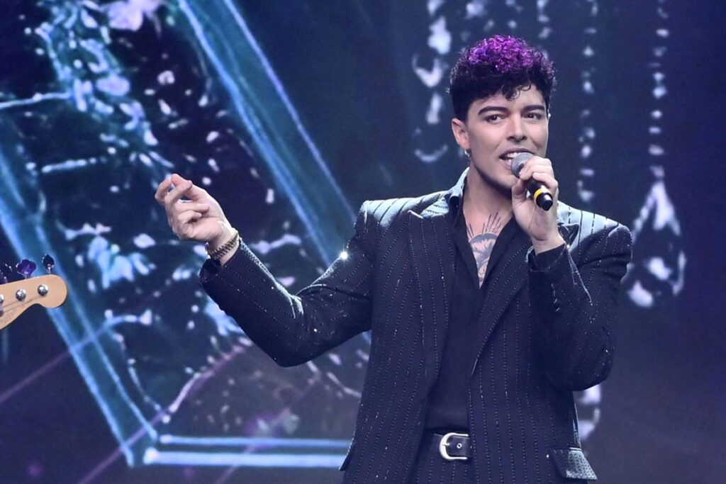 Donna partorisce… al concerto dei The Kolors, Stash: “Ho fermato tutto”