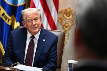 Trump: “Zelensky non è innocente”. Ucraina ammette: “Truppe Russia a Dnipropetrovsk”