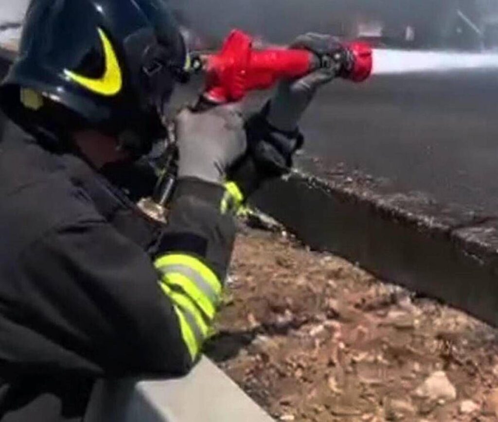 Auto a grande velocità si ribalta nel Trevigiano: un morto e un ferito