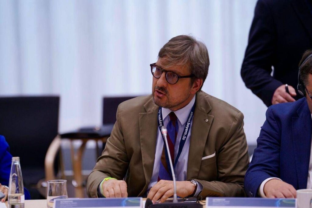 Autoimprenditorialità giovanile per continuare a competere, nuova sfida della Regione Lombardia