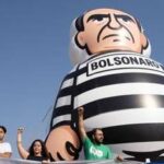 Brasile, folla in festa per condanna Bolsonaro: “Giustizia è fatta!”