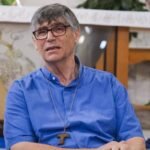 Caivano, minaccia a don Patriciello durante la messa. Meloni: “Gesto vigliacco”