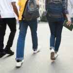 Dress code a scuola, le nuove regole: cosa è vietato indossare in classe