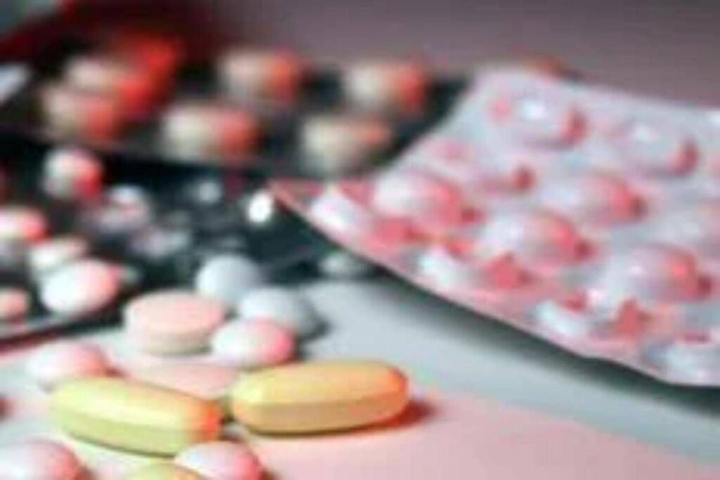 Farmaci, società scientifiche FoSSC: “Nel 2025 spesa da 25 mld, il 28% a carico dei cittadini”