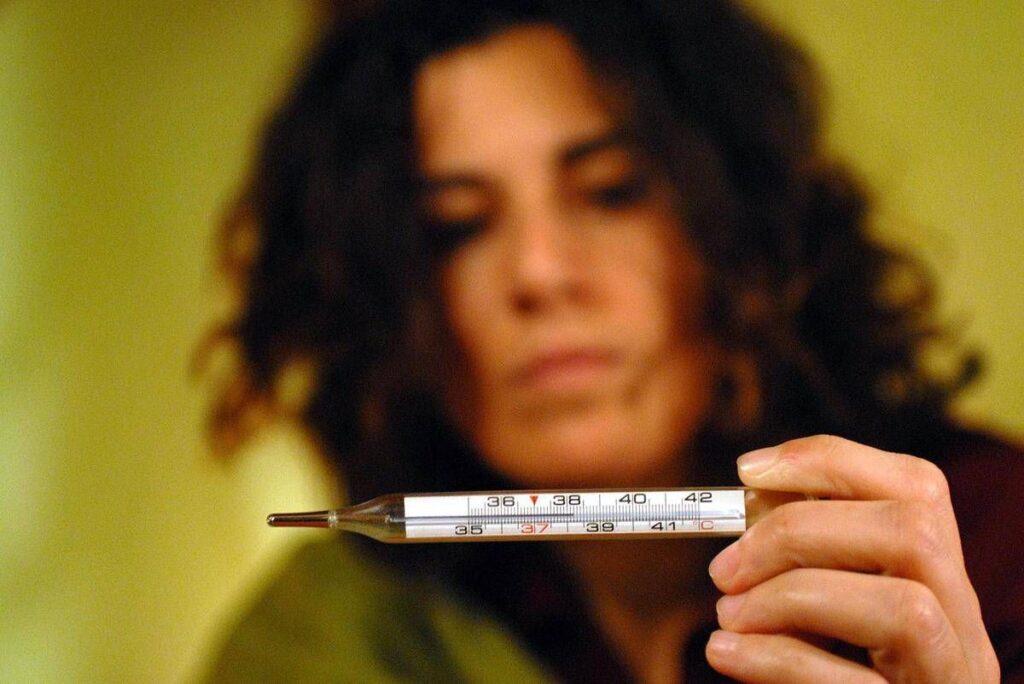 Influenza, Pregliasco: “Terza brutta stagione con 16 mln di casi attesi, isolati primi virus”