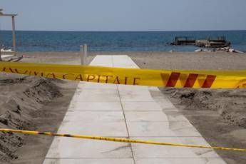 La stagione nera del ‘Mare di Roma’, a Ostia e Castelporziano presenze in calo del 20%