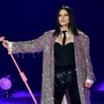 Laura Pausini confessa: “Dopo aver venduto milioni di dischi sono rimasta senza niente”