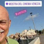 “Ma che s’è visto che stavo al pontile di Ostia?”, su Venezia la gag del comico Fabio Avaro