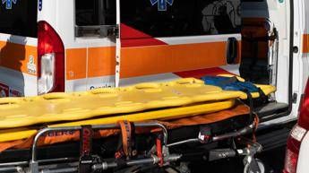 Mantova, scende dall’auto per chiudere il garage: 54enne muore travolta dalla sua vettura