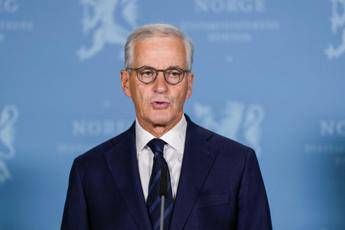 Norvegia, premier laburista rivendica vittoria a legislative: “Ce l’abbiamo fatta”