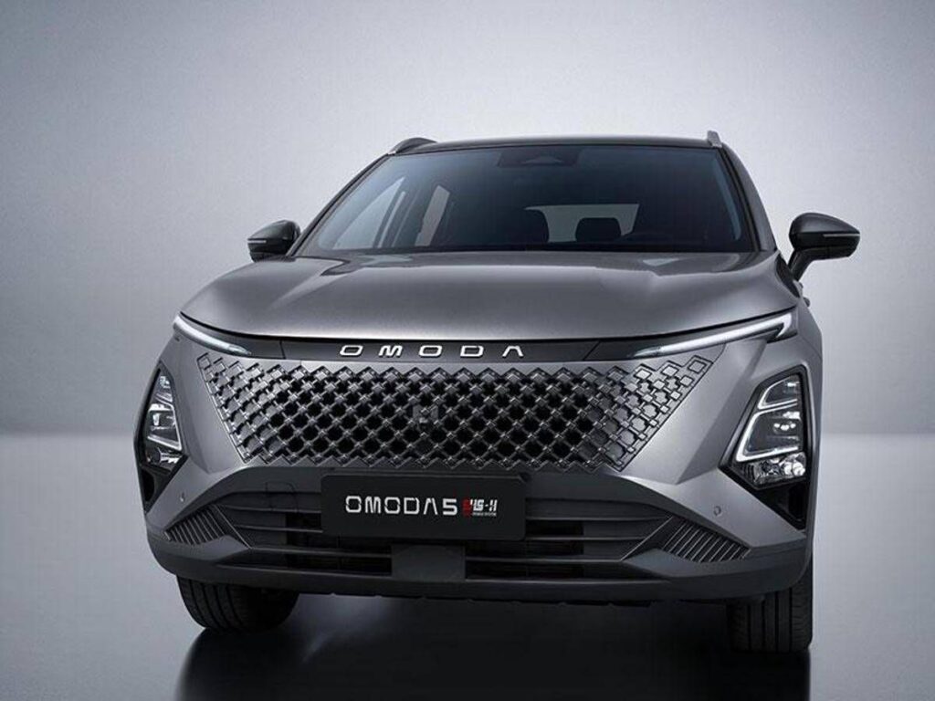 OMODA & JAECOO Super Hybrid Night: debutta in Italia la tecnologia SHS