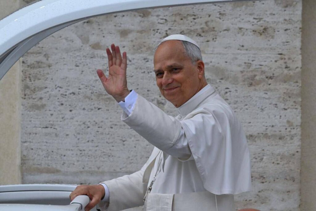 Papa, sei mesi di Leone: ecco le frasi chiave. Dalla ‘pace disarmata’ a ‘sparire perché rimanga Cristo’