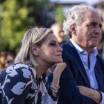 Simona Ventura e Giovanni Terzi, gli audio dello stalker e lo sfogo: “Ci minaccia di morte”