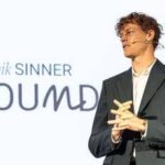 Sinner presenta la sua Fondazione: “Io fortunato, voglio dare qualcosa indietro. Obiettivo Finals”
