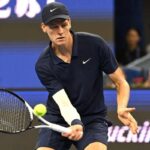 Sinner, tutto facile a Pechino: batte Cilic all’esordio e vola agli ottavi