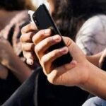 Social vietati ai minori di 16 anni, Onorato: “Facciamo tornare i ragazzi a giocare”