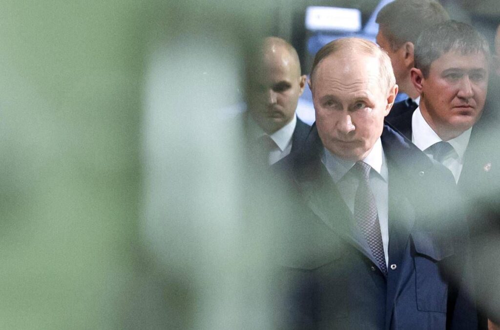 Sventato piano per uccidere oppositore di Putin rifugiato in Francia