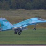 Ucraina, Kiev abbatte caccia russo Su-34. Chiuso per droni l’aeroporto danese di Aalborg