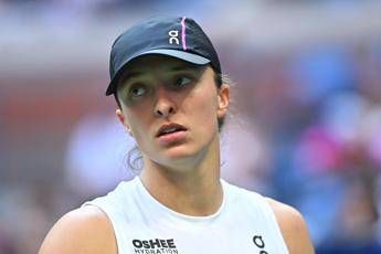 Us Open, Swiatek perde e litiga con un giornalista: “Hai bisogno di una pausa mentale”
