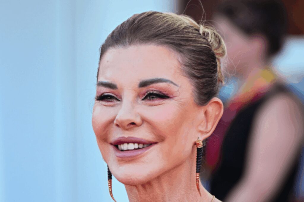 Alba Parietti critica Selvaggia Lucarelli: “Non potremmo mai essere amiche”