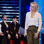 ‘Amici’, Gigi D’Alessio e Achille Lauro gli ospiti oggi domenica 12 ottobre di Maria De Filippi