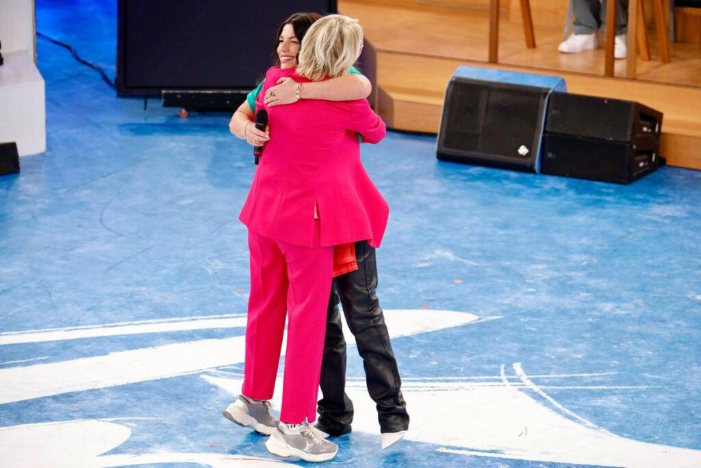 Amici, le anticipazioni di oggi domenica 26 ottobre: Emma superospite