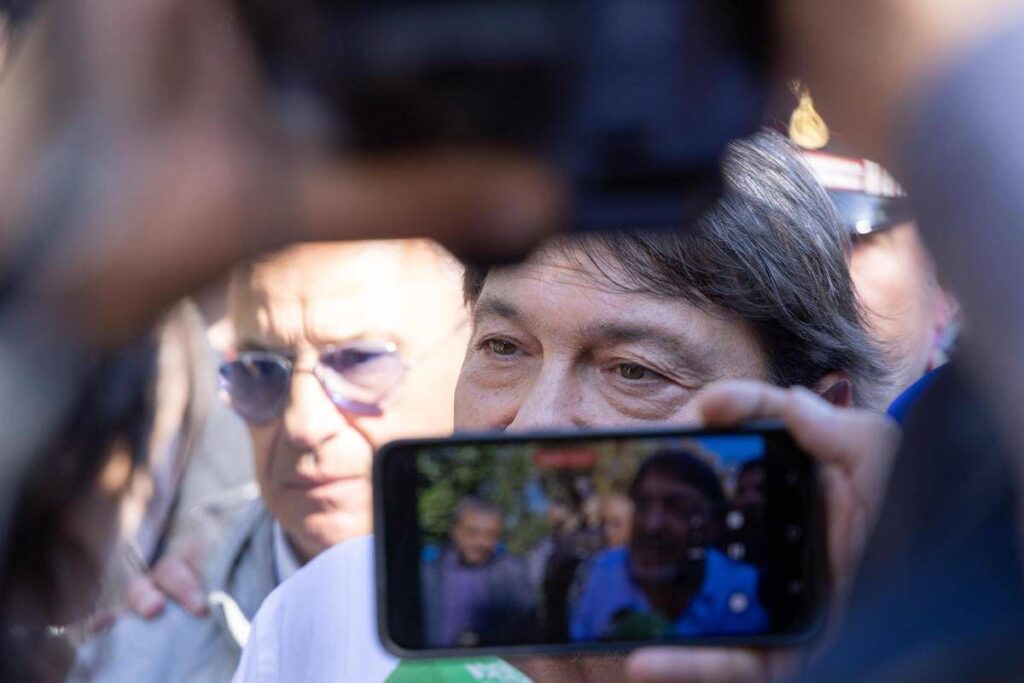 Attentato a Ranucci, il giornalista: “Bomba per zittire Report? Obiettivo sbagliato”