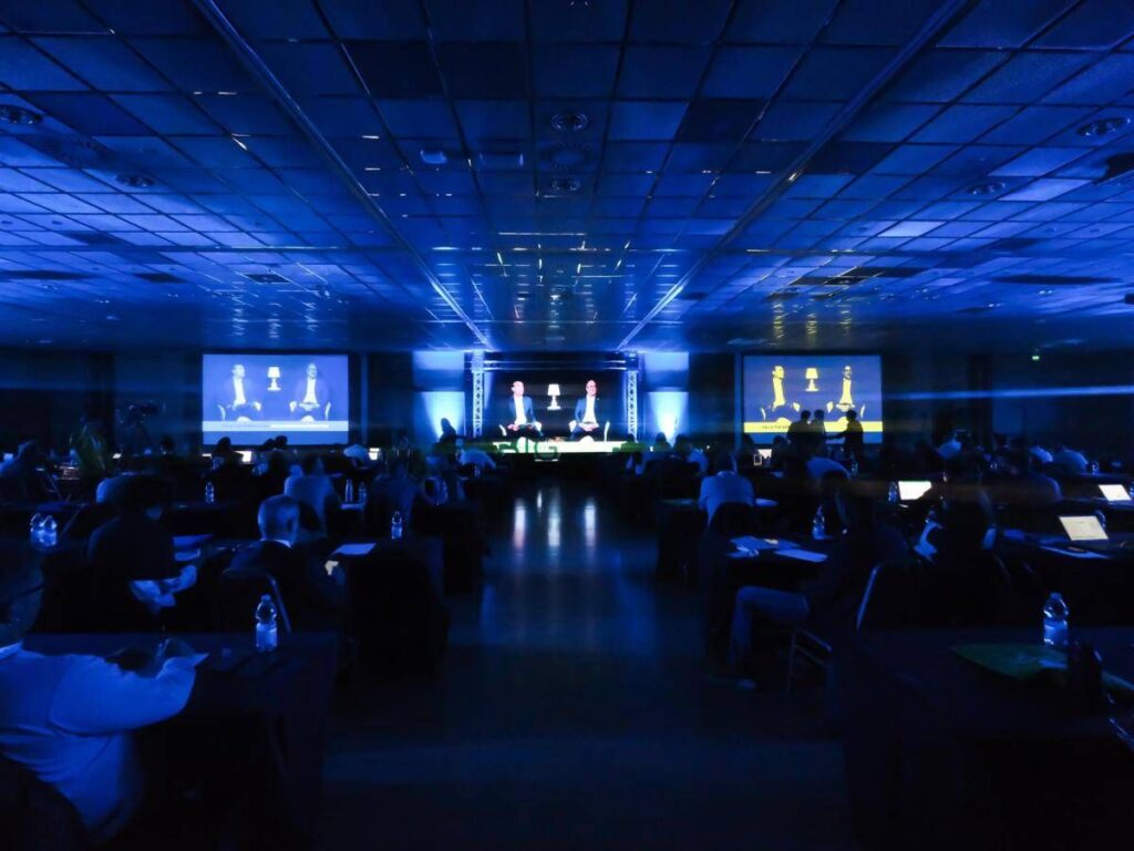 B2BIG® Live 2025, centinaia di imprenditori a Bologna per il summit 2025 dedicato al marketing B2B