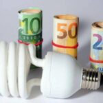 Bollette luce, cambiare gestore diventerà più semplice: la guida