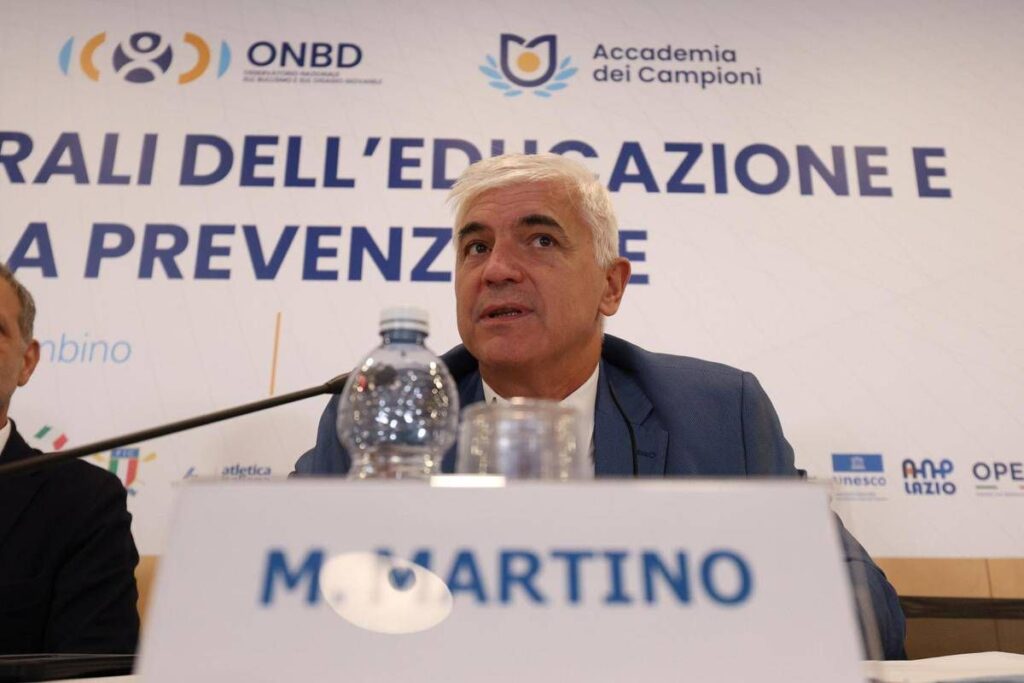Bullismo, Martino: “Polizia si evolve tra tecnologie e ricerca disagio sul territorio”