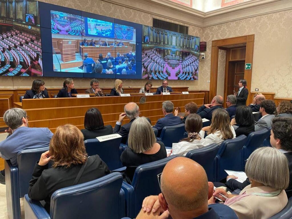 COMUNICATO STAMPA SPONSORIZZATO – Nasce l’Intergruppo Genomica e Genetica: “Dai tumori, al diabete, alle malattie rare sarà una svolta per milioni di italiani”