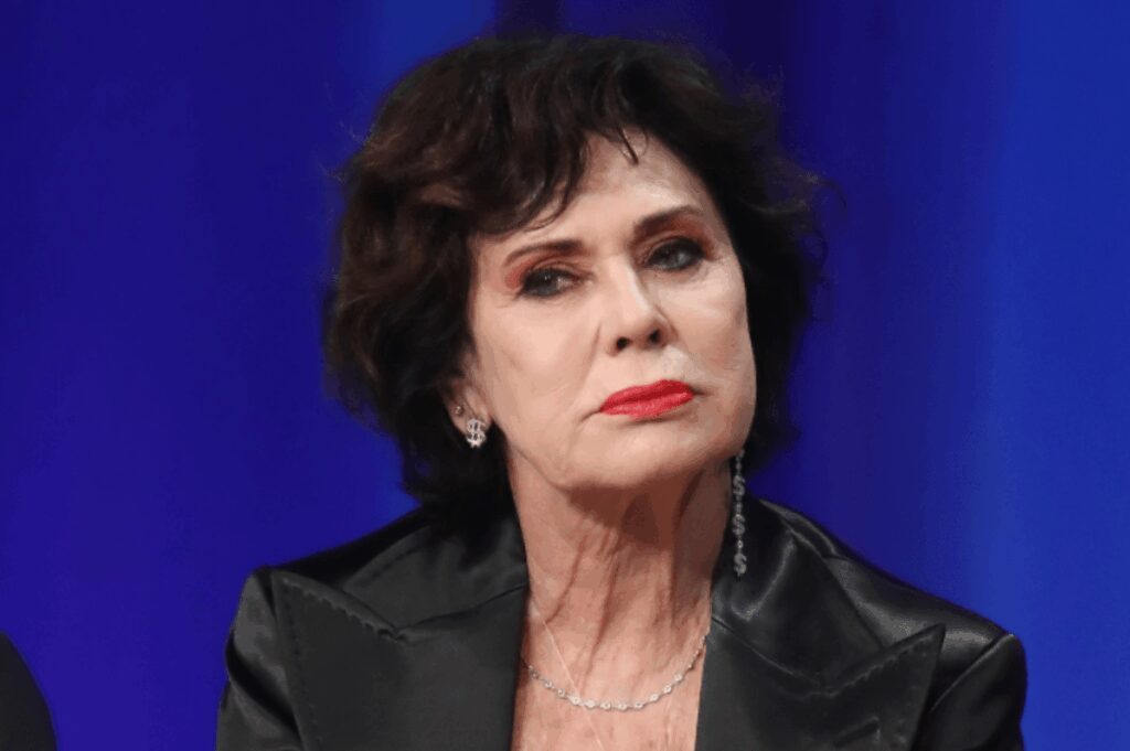 Corinne Clery e il tradimento del figlio: “Ho cercato di comprare il suo amore”