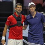 Djokovic si ‘inchina’ a Sinner: “Troppo forte, mi ha preso a calci nel c…”