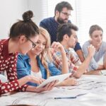 Due giovani italiani su tre ottimisti sul futuro