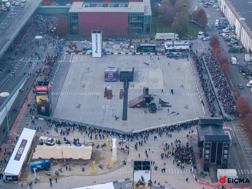 Eicma 2025, ‘MotoLive’ festeggia 20 anni di adrenalina con leggende del Motorsport