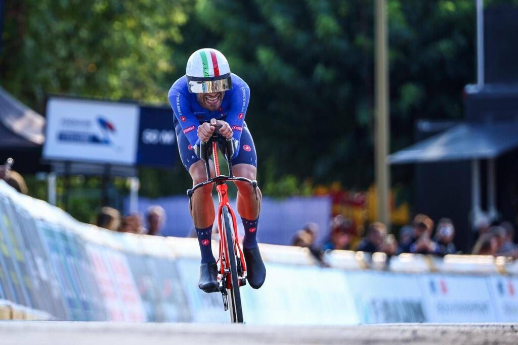 Evenepoel imprendibile, ma Ganna è argento agli Europei di ciclismo