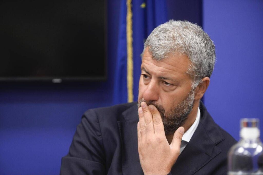 Flotilla, Scotto e il ritorno in Italia: “Insulti in aereo, ci urlavano ‘terroristi'”